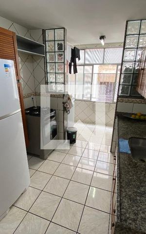 Apartamento à venda com 75m², 2 quartos e 1 vaga Apartamento à venda com 75m², 2 quartos e 1 vagaCozinha