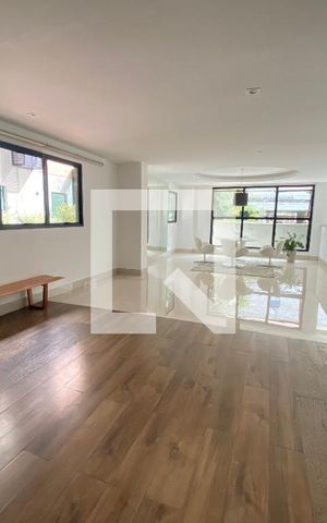 Apartamento à venda com 75m², 2 quartos e 1 vaga Apartamento à venda com 75m², 2 quartos e 1 vagaHall