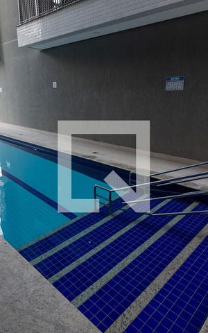 Apartamento à venda com 75m², 2 quartos e 1 vaga Apartamento à venda com 75m², 2 quartos e 1 vagaÁrea comum - Piscina