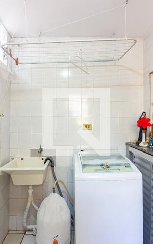 Casa à venda com 147m², 2 quartos e 2 vagas Casa à venda com 147m², 2 quartos e 2 vagasÁrea de Serviço