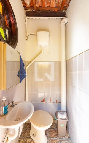 Casa à venda com 147m², 2 quartos e 2 vagas Casa à venda com 147m², 2 quartos e 2 vagasDeposito