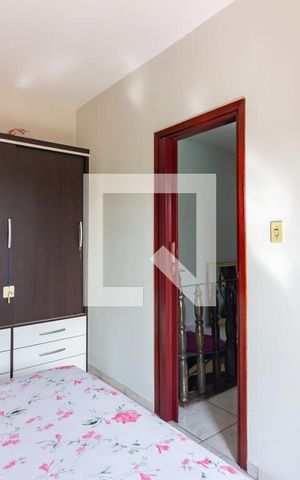 Casa à venda com 147m², 2 quartos e 2 vagas Casa à venda com 147m², 2 quartos e 2 vagasQuarto 2