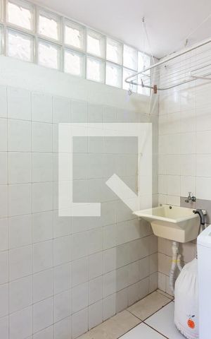 Casa à venda com 147m², 2 quartos e 2 vagas Casa à venda com 147m², 2 quartos e 2 vagasÁrea de Serviço