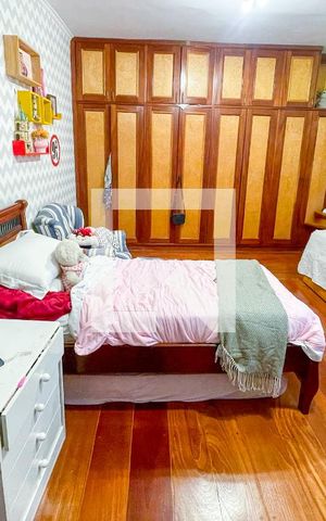 Casa à venda com 372m², 4 quartos e 6 vagas Casa à venda com 372m², 4 quartos e 6 vagasSuíte 3