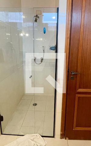 Casa à venda com 372m², 4 quartos e 6 vagas Casa à venda com 372m², 4 quartos e 6 vagasBanheiro da Suíte 3