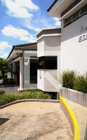 Apartamento para alugar com 65m², 3 quartos e 1 vagaFachada e portaria
