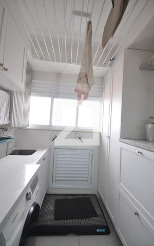 Apartamento à venda com 81m², 3 quartos e 2 vagasÁrea de Serviço