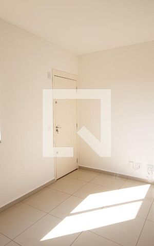 Apartamento para alugar com 42m², 2 quartos e 1 vagaSala