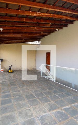 Casa para alugar com 278m², 3 quartos e 10 vagas Casa para alugar com 278m², 3 quartos e 10 vagasVaranda dos Quartos