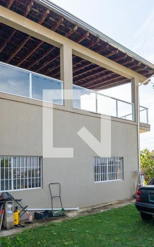 Casa para alugar com 278m², 3 quartos e 10 vagas Casa para alugar com 278m², 3 quartos e 10 vagasQuintal