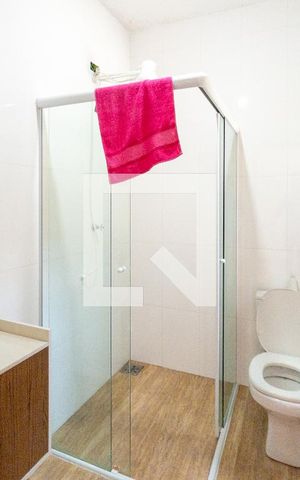 Casa para alugar com 278m², 3 quartos e 10 vagas Casa para alugar com 278m², 3 quartos e 10 vagasBanheiro Social