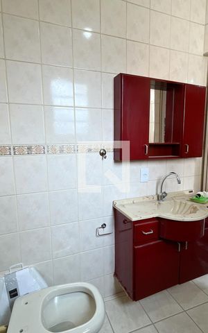 Casa à venda com 167m², 3 quartos e 2 vagas Casa à venda com 167m², 3 quartos e 2 vagasBanheiro da Suíte