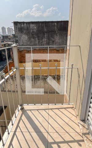 Casa à venda com 167m², 3 quartos e 2 vagas Casa à venda com 167m², 3 quartos e 2 vagasSacada