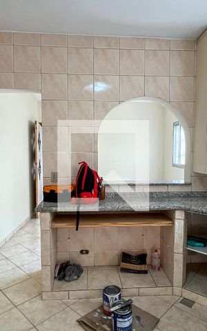 Casa à venda com 167m², 3 quartos e 2 vagas Casa à venda com 167m², 3 quartos e 2 vagasCozinha