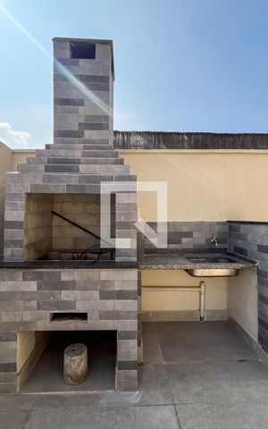 Casa à venda com 167m², 3 quartos e 2 vagas Casa à venda com 167m², 3 quartos e 2 vagasChurrasqueira