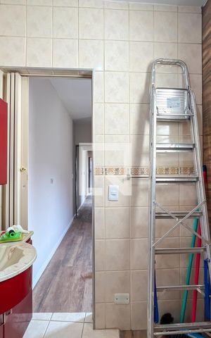 Casa à venda com 167m², 3 quartos e 2 vagas Casa à venda com 167m², 3 quartos e 2 vagasBanheiro da Suíte