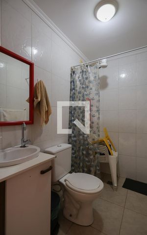 Casa à venda com 262m², 3 quartos e 4 vagasBanheiro da área de lazer