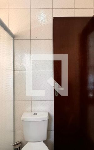 Apartamento à venda com 100m², 2 quartos e 2 vagas Apartamento à venda com 100m², 2 quartos e 2 vagasBanheiro