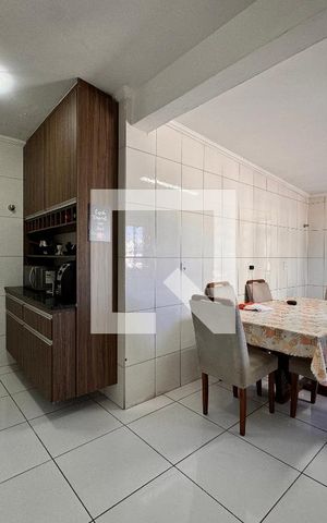 Apartamento à venda com 100m², 2 quartos e 2 vagas Apartamento à venda com 100m², 2 quartos e 2 vagasCozinha