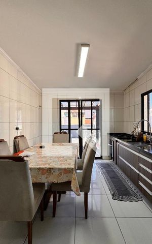 Apartamento à venda com 100m², 2 quartos e 2 vagas Apartamento à venda com 100m², 2 quartos e 2 vagasCozinha