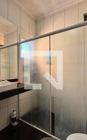 Apartamento à venda com 100m², 2 quartos e 2 vagas Apartamento à venda com 100m², 2 quartos e 2 vagasBanheiro