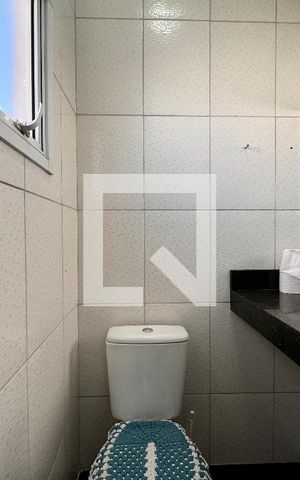 Apartamento à venda com 100m², 2 quartos e 2 vagas Apartamento à venda com 100m², 2 quartos e 2 vagasBanheiro de serviço