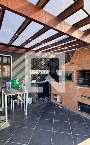 Apartamento à venda com 100m², 2 quartos e 2 vagas Apartamento à venda com 100m², 2 quartos e 2 vagasCobertura