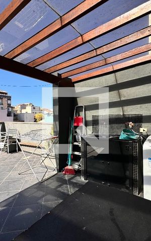 Apartamento à venda com 100m², 2 quartos e 2 vagas Apartamento à venda com 100m², 2 quartos e 2 vagasLavanderia