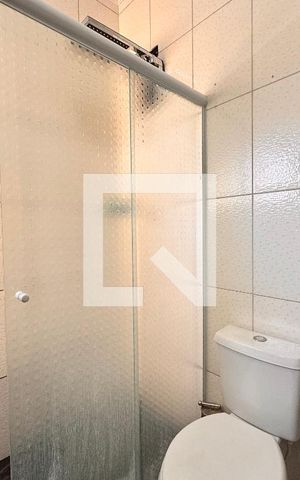 Apartamento à venda com 100m², 2 quartos e 2 vagas Apartamento à venda com 100m², 2 quartos e 2 vagasBanheiro