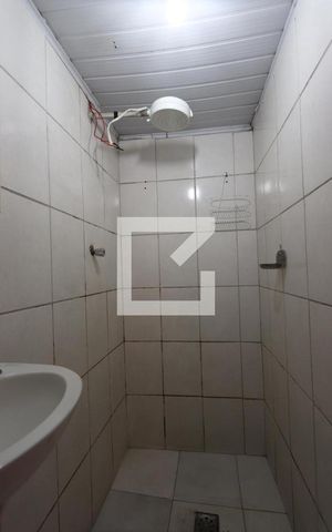 Casa à venda com 210m², 5 quartos e 2 vagasBanheiro - Casa 5