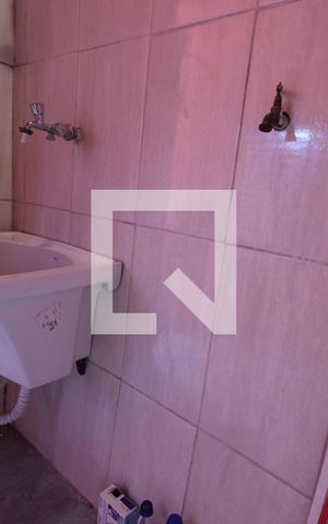 Casa à venda com 210m², 5 quartos e 2 vagasLavanderia - Casa 5