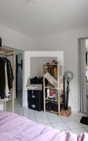 Casa à venda com 210m², 5 quartos e 2 vagasQuarto - Casa 2