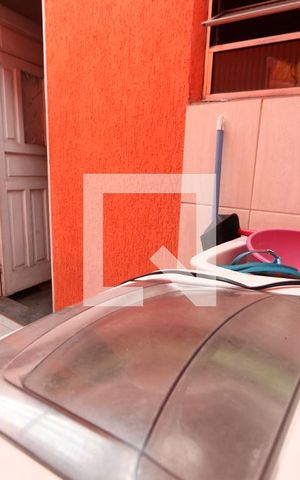 Casa à venda com 210m², 5 quartos e 2 vagasLavanderia - Casa 4