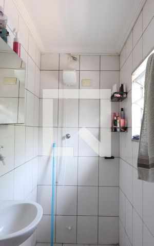Casa à venda com 210m², 5 quartos e 2 vagasBanheiro - Casa 2