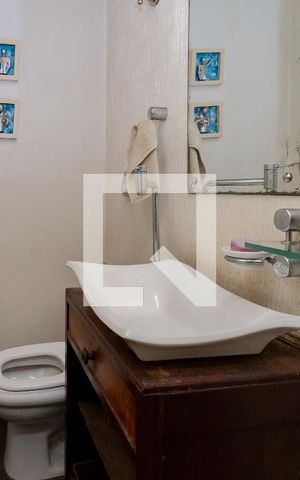 Casa para alugar com 600m², 4 quartos e 3 vagas Casa para alugar com 600m², 4 quartos e 3 vagasLavabo