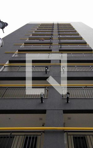 Studio para alugar com 31m², 1 quarto e sem vaga Studio para alugar com 31m², 1 quarto e sem vagaFachada