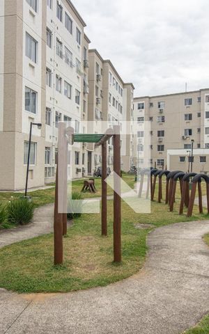 Apartamento para alugar com 30m², 2 quartos e 1 vaga Apartamento para alugar com 30m², 2 quartos e 1 vagaÁrea comum - Playground