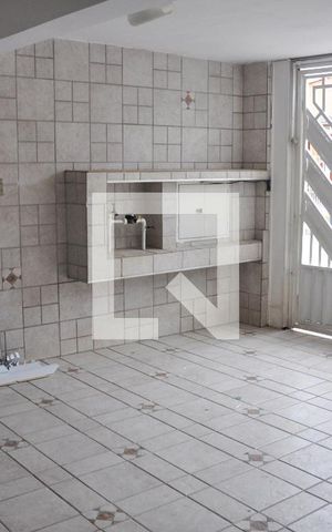 Casa para alugar com 150m², 3 quartos e 2 vagas Casa para alugar com 150m², 3 quartos e 2 vagasGaragem