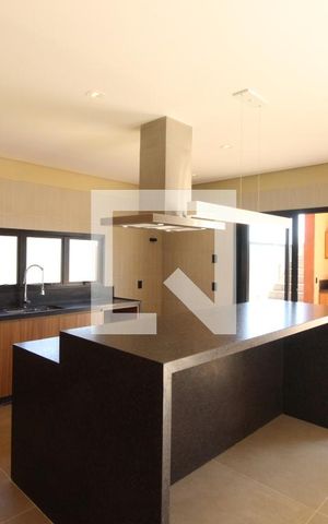 Casa de condomínio à venda com 494m², 4 quartos e 6 vagasCozinha