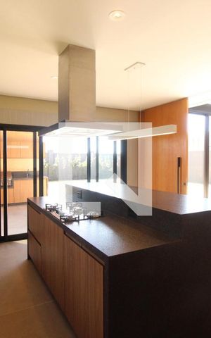 Casa de condomínio à venda com 494m², 4 quartos e 6 vagasCozinha