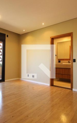 Casa de condomínio à venda com 494m², 4 quartos e 6 vagasQuarto 3