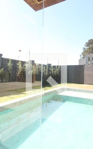 Casa de condomínio à venda com 494m², 4 quartos e 6 vagasSauna