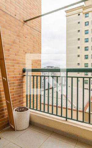 Apartamento à venda com 110m², 3 quartos e 2 vagasSacada do Quarto 1