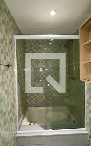 Apartamento à venda com 130m², 2 quartos e 2 vagasBanheiro da Suíte