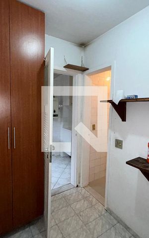 Apartamento à venda com 130m², 2 quartos e 2 vagasQuarto de Serviço