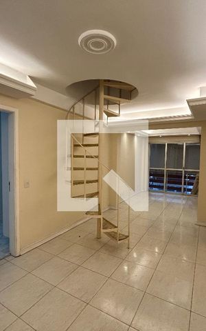 Apartamento à venda com 130m², 2 quartos e 2 vagasSala