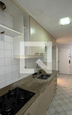Apartamento à venda com 130m², 2 quartos e 2 vagasCozinha
