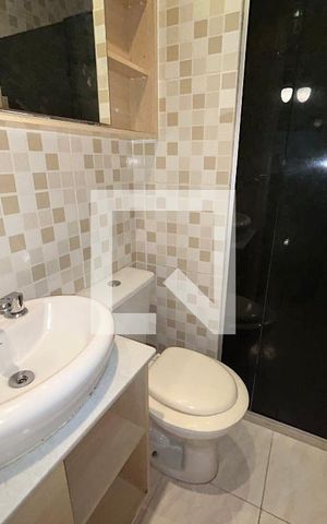 Apartamento à venda com 130m², 2 quartos e 2 vagasBanheiro 1