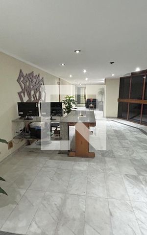 Apartamento à venda com 130m², 2 quartos e 2 vagasHall de entrada