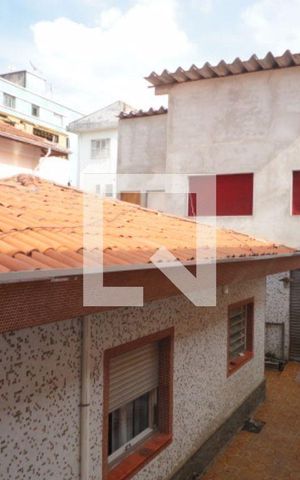 Casa à venda com 350m², 2 quartos e 9 vagas
